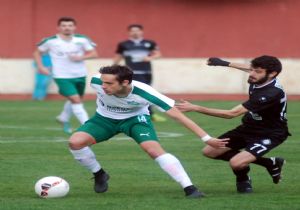 Altay evinde puan verdi
