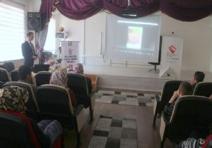 ‘Aile toplumun temeli'