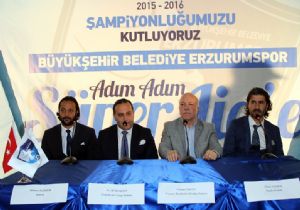 Sekmen'den şampiyon futbolculara daire sözü 