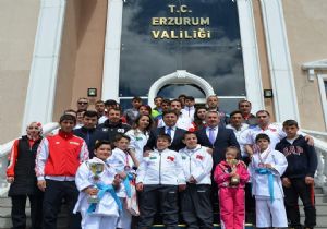 Başarılarıyla Erzurum'u gündeme taşıdılar
