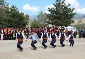 Oltu MYO'da mezuniyet coşkusu