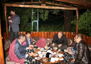 Eğitimciler iftar sofrasında buluştu