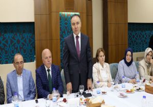 Sekmen: “Bizim bizden başka dostumuz yok”