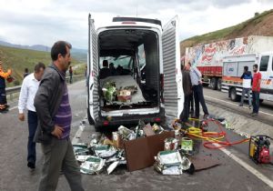 Aşkale Tepebaşı'nda kaza: 5 yaralı 