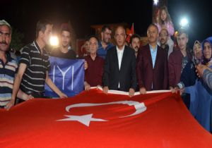 Ilıcalı, gençlerin demokrasi coşkusunu paylaştı