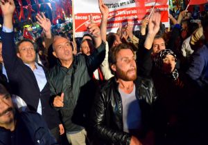 Kent Meydanında demokrasi coşkusu