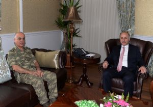 Tümgeneral Özoğlu göreve başladı