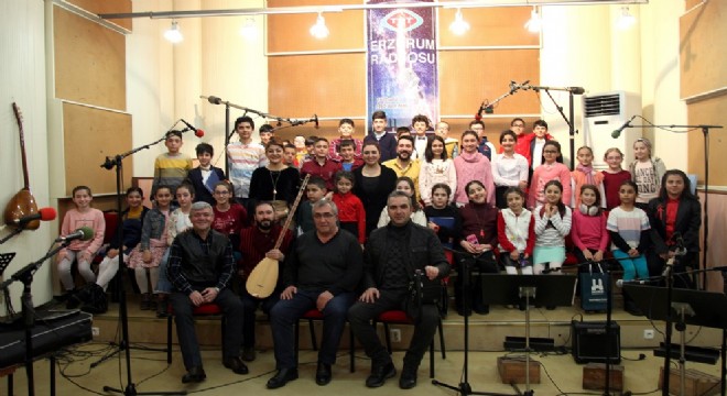 2018'in ilk canlı yayınını gerçekleştirdiler