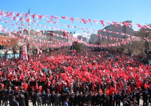 ‘Gençler olarak sokakta değil sandıkta olun'