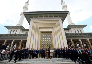 ‘Camiler medeniyetimizin ifadesi'