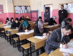 285 öğrenci sınava girdi