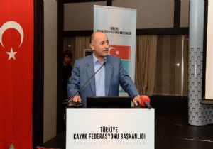 Azizoğlu: ‘Koşarak hizmet etmek zorundayız'