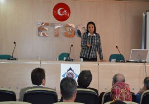 Gazeteciler EGC Semineri'nde buluştu