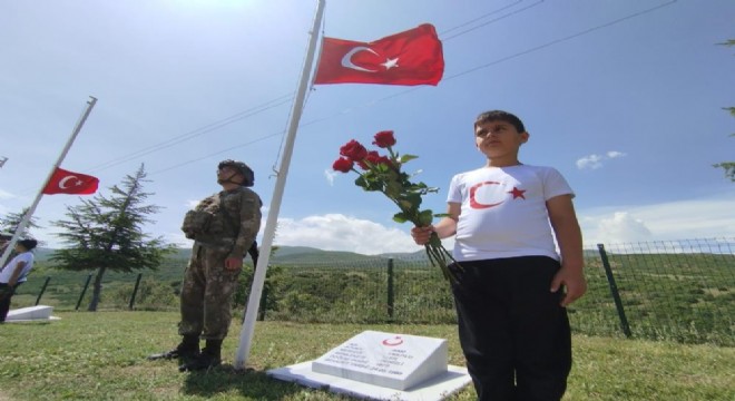 33 şehit dua ve gözyaşlarıyla anıldı