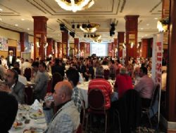 Protokol iftar yemeğinde buluştu