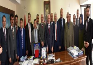 Erzurum'dan Eleşkirt'e belediyecilik köprüsü