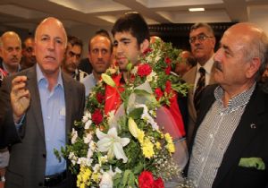 Dünya ikincisi Gör'e ‘İş' ödülü