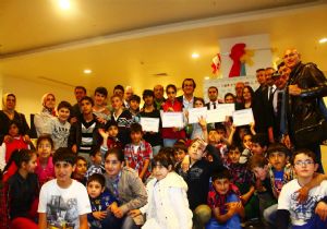 İlköğretim Öğrencilerinden 'Çocuk ve Komedi' sergisi