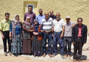 45 yıl sonra annesine kavuştu