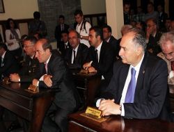 Kongre binasında tarih canlandı