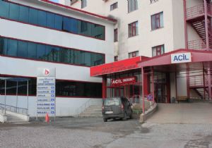 Otomobille motosiklet çarpıştı: 1 ölü