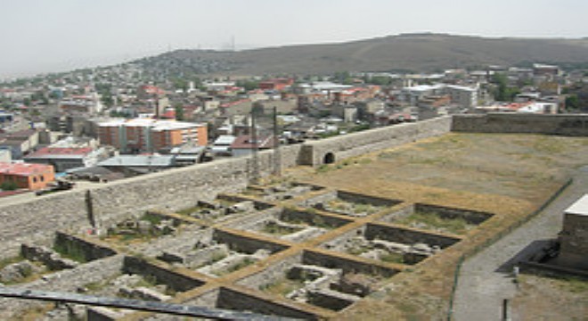 6 il'in türküleri derlendi