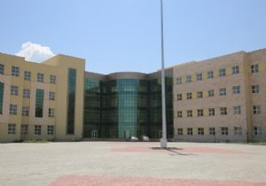 Iğdır Üniversitesi'nde 11 kişi açığa alındı