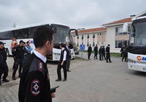 71 göçmen Erzurum'a sevk edildi