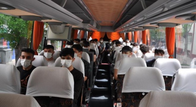 74 düzensiz göçmen sınır dışı edilecek