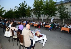 Altıparmak'tan Koruyucu Ailelere iftarlı teşekkür