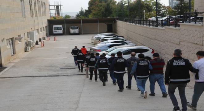 8 ilde 'Kıskaç' operasyonu: 23 gözaltı