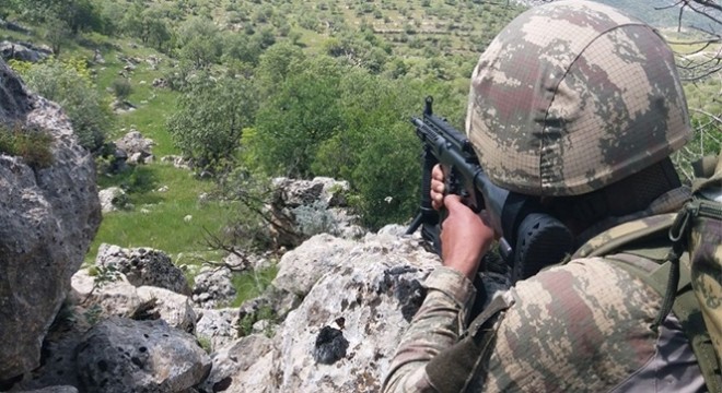 ‘8 terörist kazdıkları çukurda etkisiz hale getirildi'