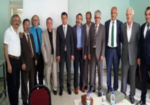 Erzurumlu Şairler Uzundere'deydi