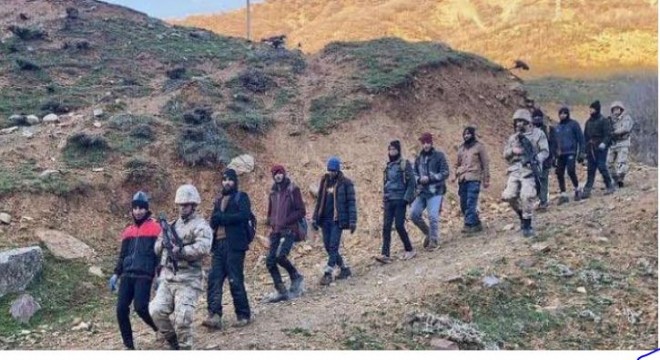 99 göçmen ve 6 organizatör yakalandı
