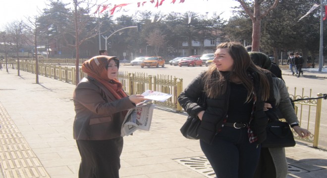 AK Kadınlar'dan referandum seferberliği