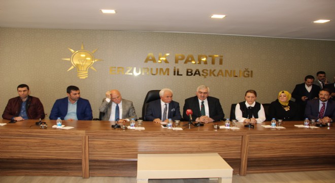 AK Parti Kadın Kollarında görev değişimi