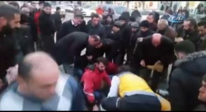 AVM önünde silahlı saldırı