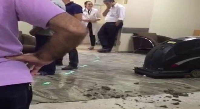 Acil servisi su bastı