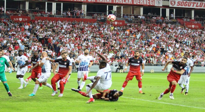 Adana Demirspor deplasmanda kazandı