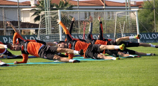 Adanaspor'un devre arası kamp çalışmaları başladı