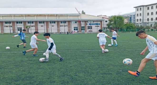 Ağırman'dan Oltulu sporculara destek