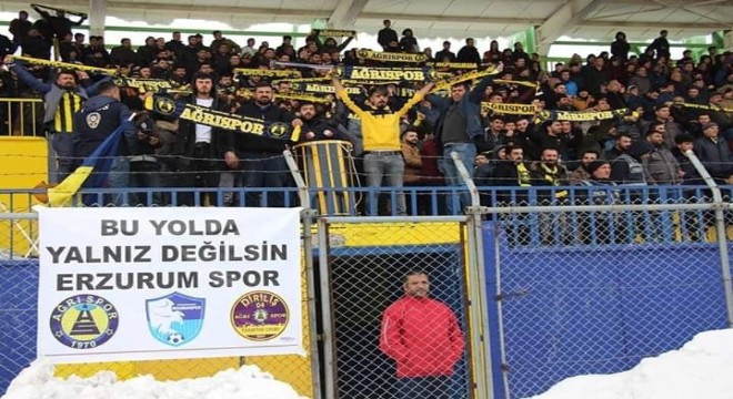 Ağrı 1970 Sporlu taraftarlardan Erzurumspor'a destek