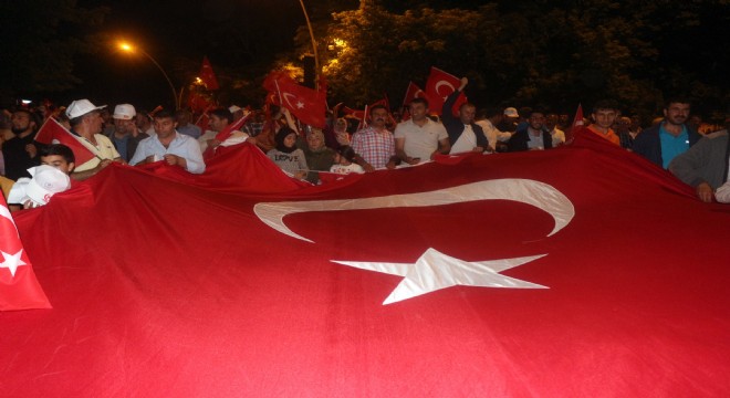 Ağrılılar Milli irade için yürüdü