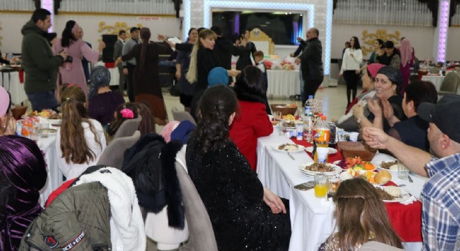 Ahıska Türkleri ‘toy' geleneklerini  sürdürüyor