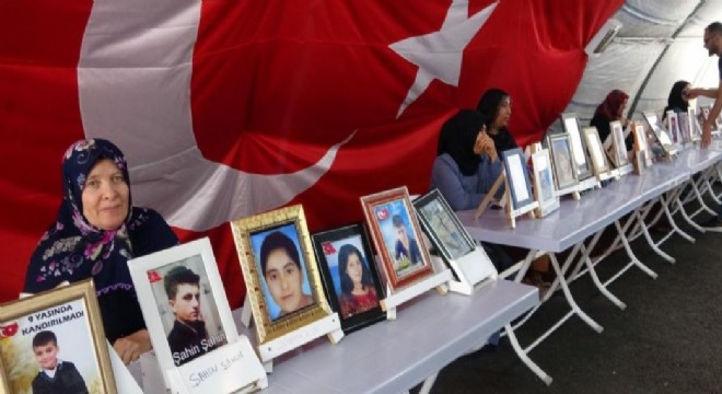 Ailelerin direnişi 1056'ncı gününde