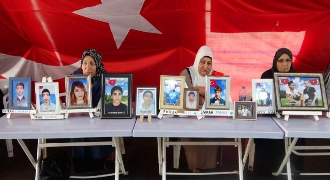 Ailelerin evlat nöbeti 1036'ncı gününde