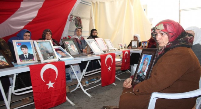 Ailelerin evlat nöbeti 165'inci gününde
