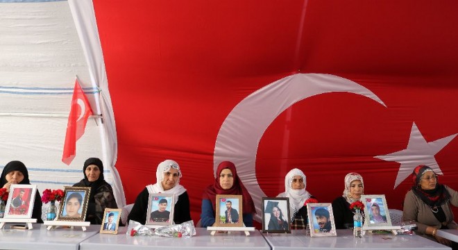 Ailelerin evlat nöbeti 190'ıncı gününde