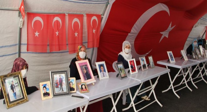 Ailelerin evlat nöbeti 259'uncu günde