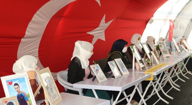 Ailelerin evlat nöbeti 343'üncü gününde